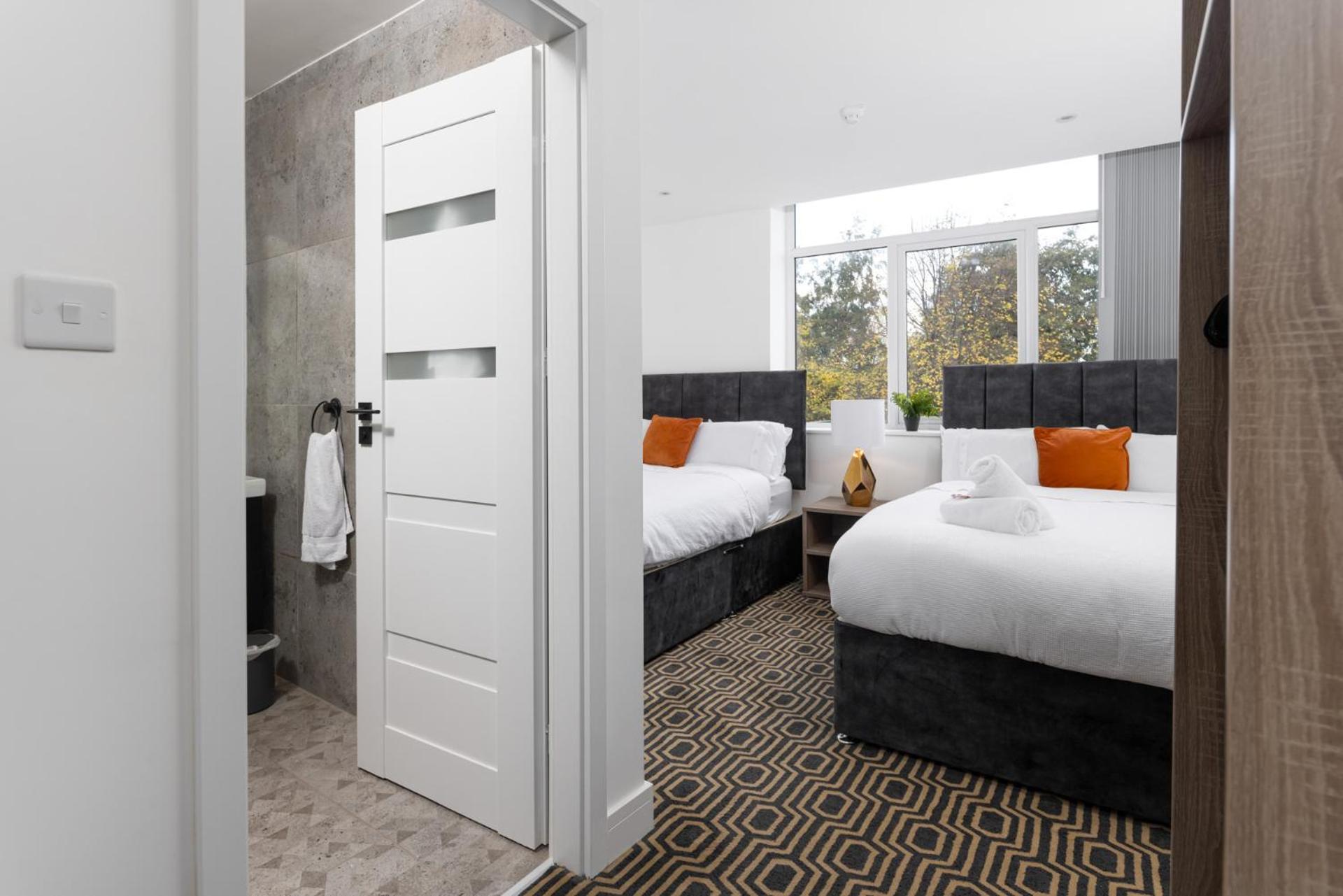 Flatzy - 16 Guests 4 En-Suite Central Apartment A 리버풀 외부 사진