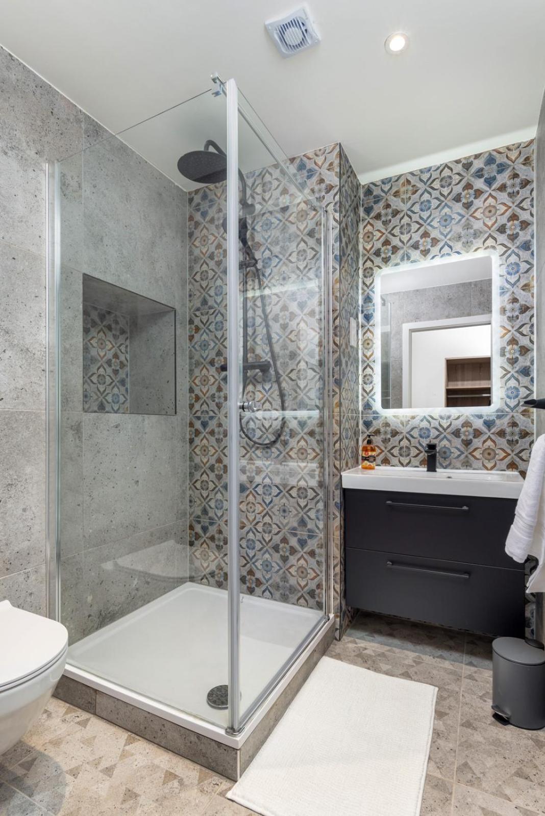 Flatzy - 16 Guests 4 En-Suite Central Apartment A 리버풀 외부 사진