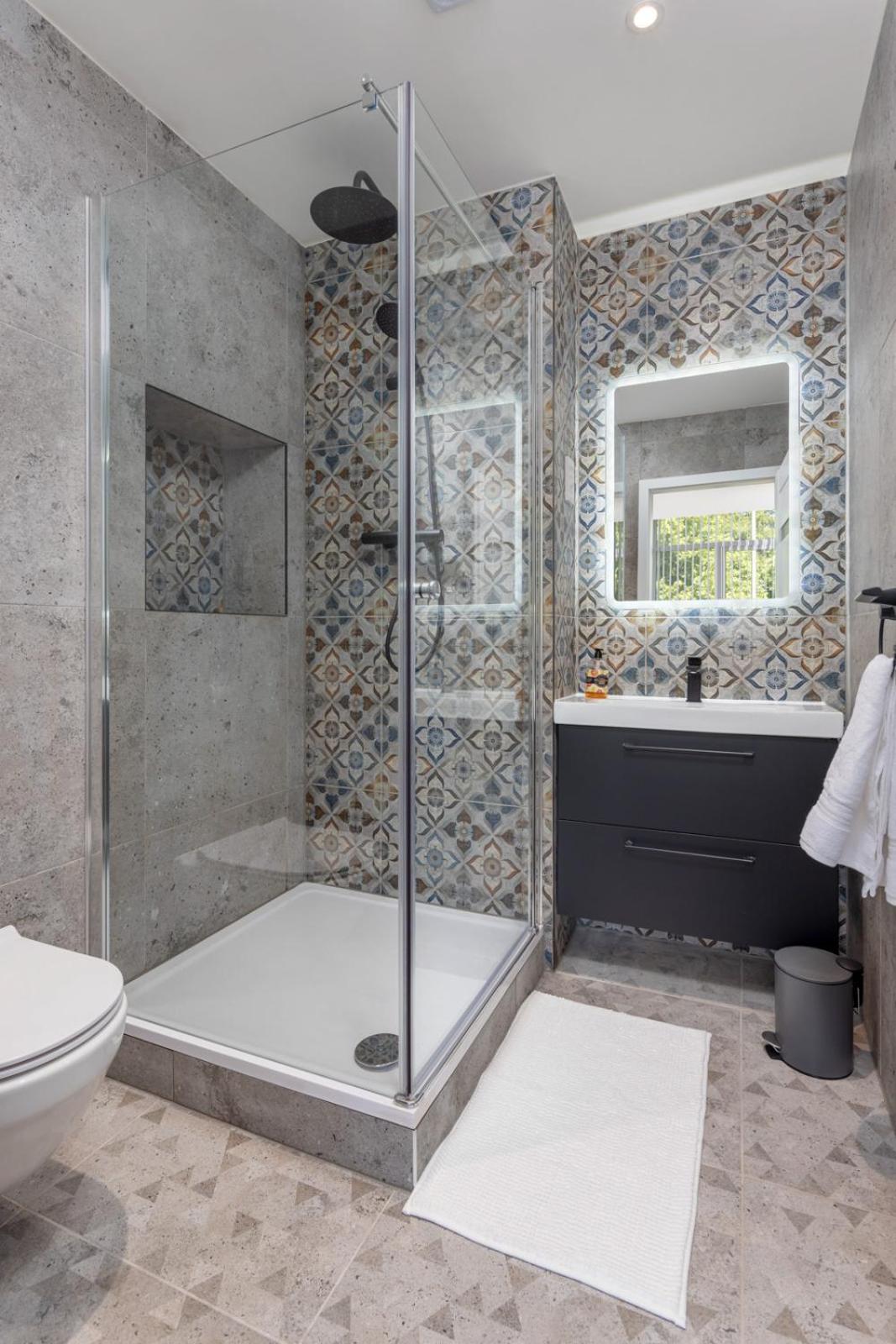 Flatzy - 16 Guests 4 En-Suite Central Apartment A 리버풀 외부 사진