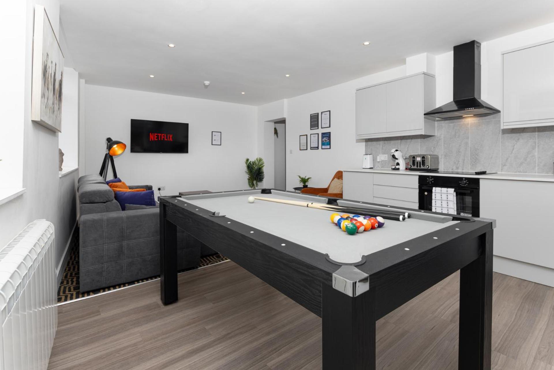 Flatzy - 16 Guests 4 En-Suite Central Apartment A 리버풀 외부 사진